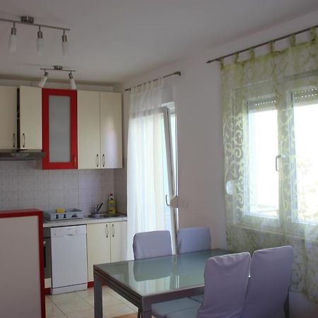 Toni Apartment Omis Exterior photo